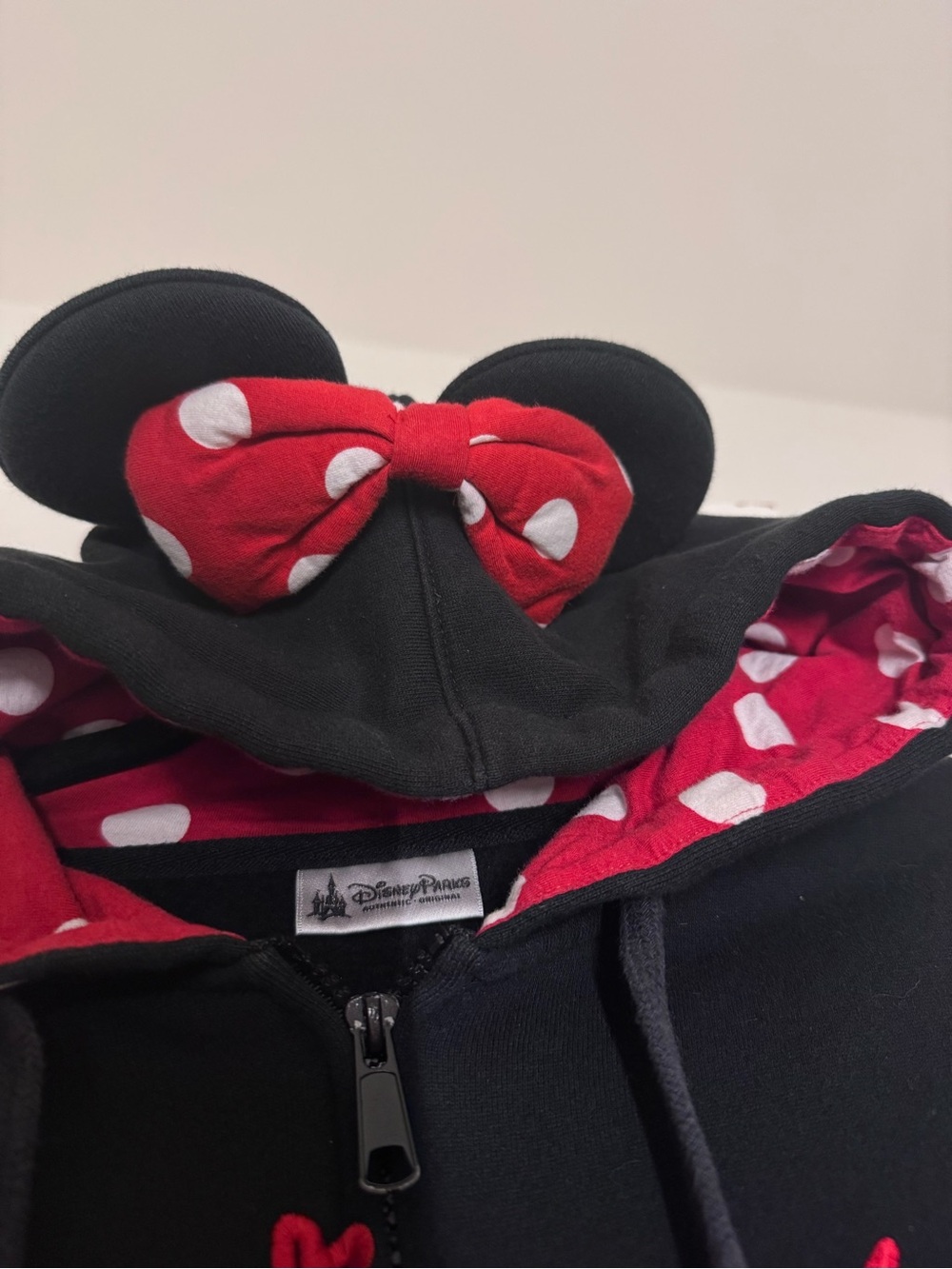Disney Parks Minnie Mouse Ear Zip-Up Hoodie Black & Red Medium - Picture 4 of 9